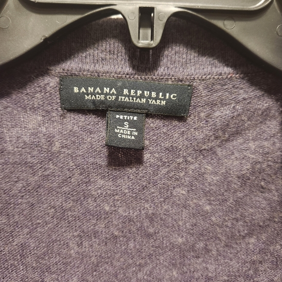 Sweaters , lightweight and dressy - Picture 9 of 12